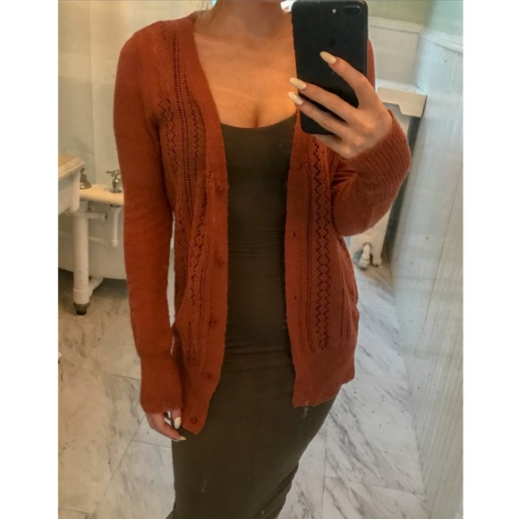 what to wear with burnt orange cardigan